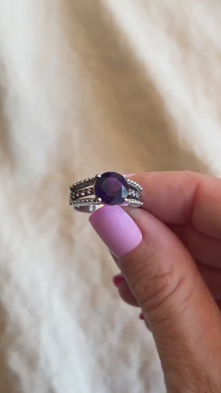 Vintage Amethyst Gemstone Ring in Sterling Silver