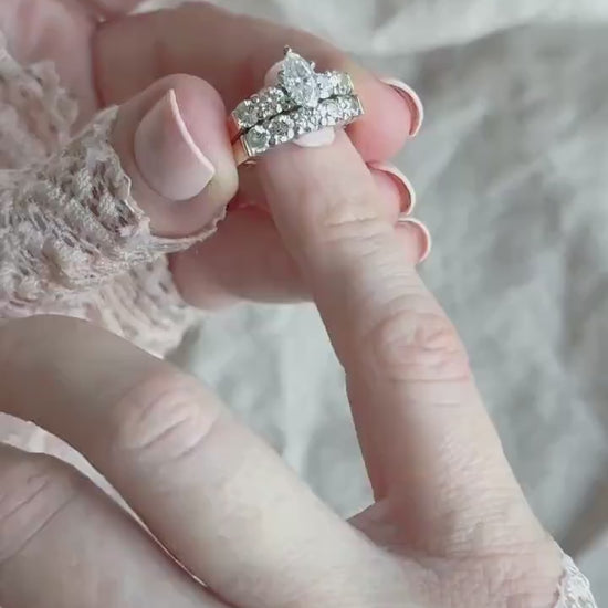 Vintage Diamond Bridal Set with Marquise Engagement Ring and Wedding Band in 14k Gold