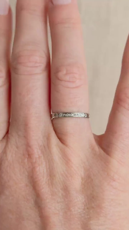 Vintage Old European Cut Diamond Wedding Band, 18k White Gold, Art Deco Minimalist Ring