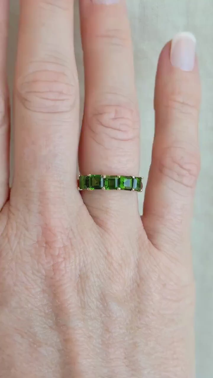 Vintage Chrome Diopside Wedding Band, 10k Gold, Prong Set Square Cut, Minimalist Stacking Band