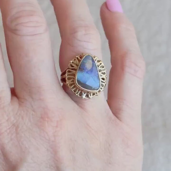 Vintage 1970s Boulder Opal Filigree Ring in 14k Gold