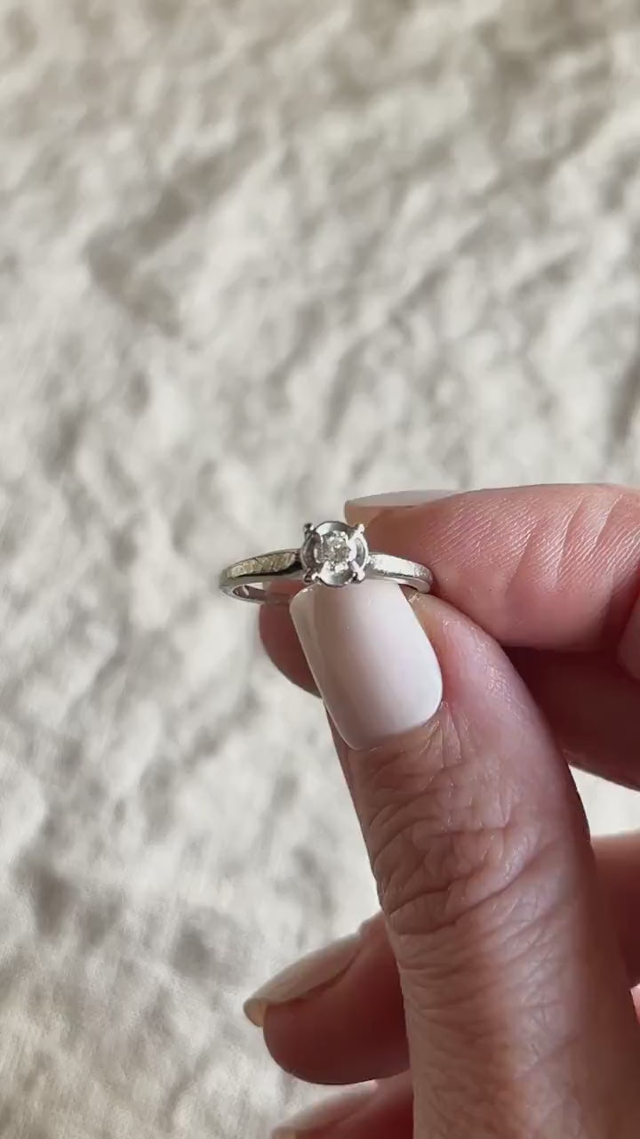 Vintage Diamond Engagement Ring, Round Cut, 18k White Gold, Art Deco 1940s Solitaire
