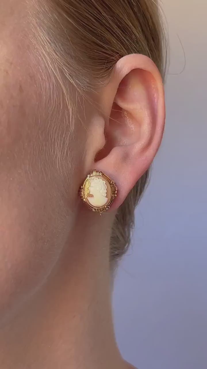 Vintage Clip On Cameo Earrings in 14k Gold