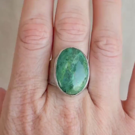 Vintage Chrysocolla Ring Sterling Silver, Oval Hammered Statement Ring, Boho Everyday Jewelry