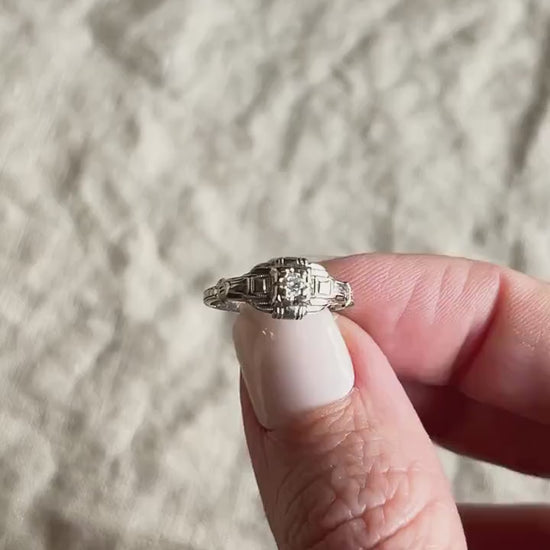 Vintage Art Deco Diamond Ring in 14k White Gold