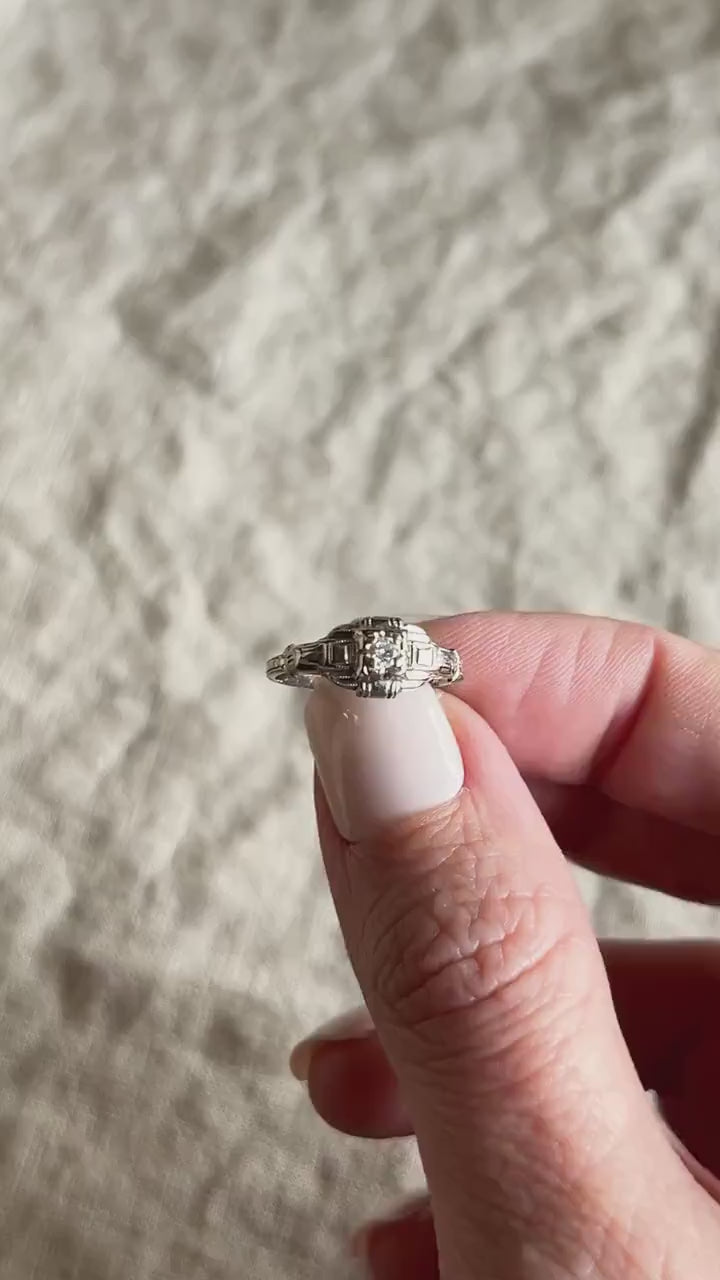 Vintage Art Deco Diamond Ring in 14k White Gold