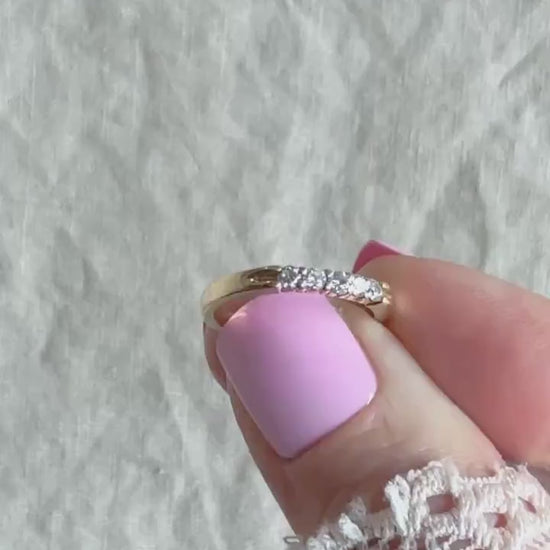 Vintage 1990s Diamond Wedding Band in 14k Gold