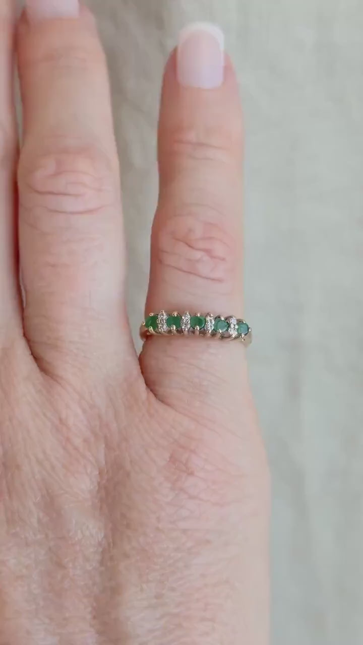 Vintage Emerald and Diamond Wedding Band, 14k Gold, Prong Set Minimalist Ring, Stacking Band