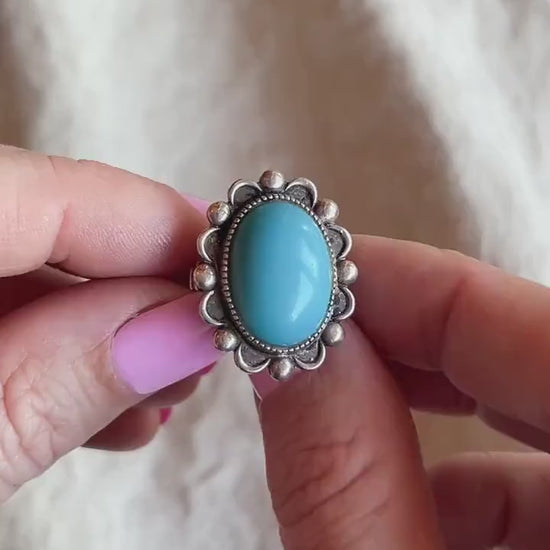 Vintage Turquoise Gemstone Ring in Sterling Silver