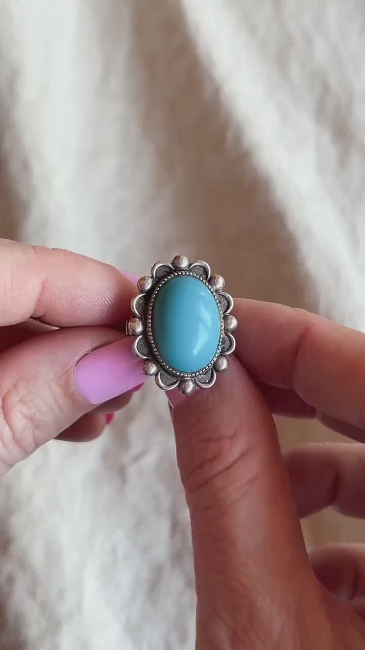 Vintage Turquoise Gemstone Ring in Sterling Silver