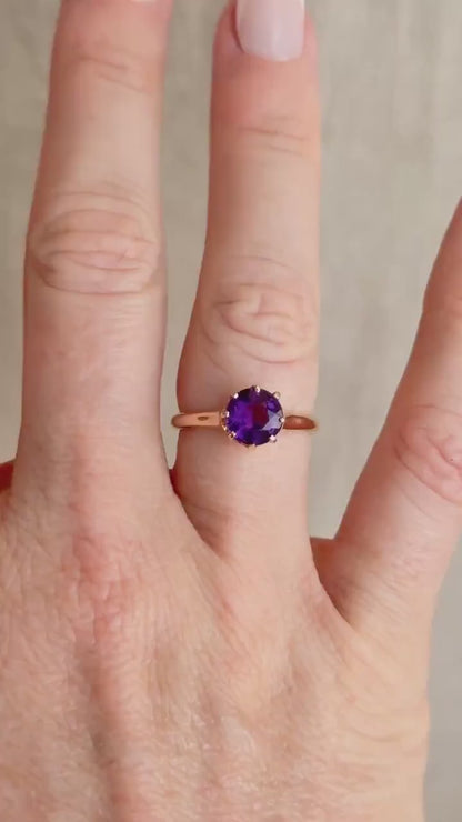 Vintage Amethyst Engagement Ring, Round Cut Solitaire, 14k Gold, Elegant Alternative Bridal Ring