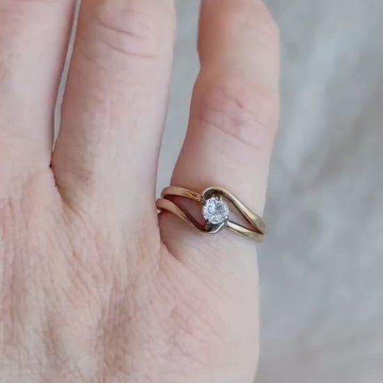 Vintage Diamond Solitaire Engagement Ring in 14k Gold