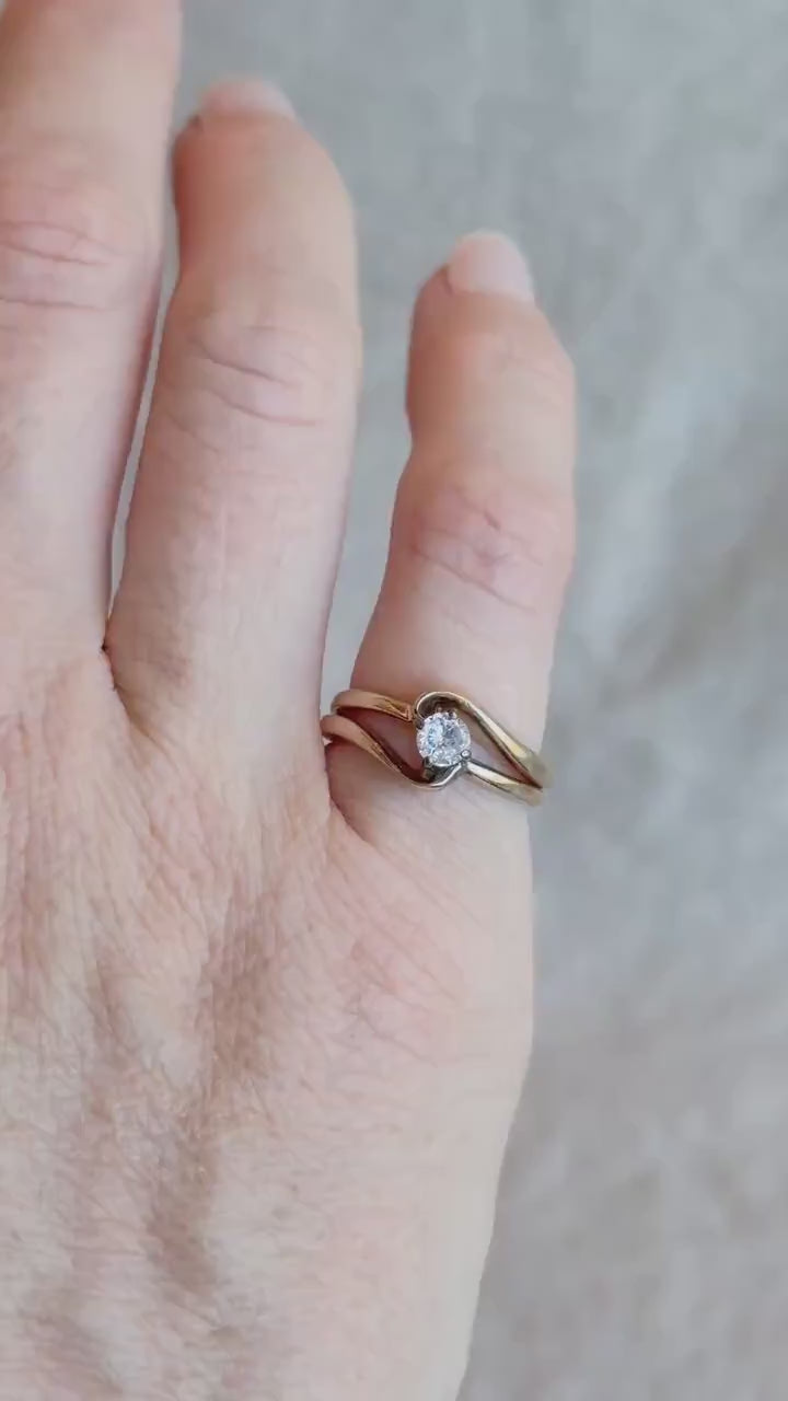 Vintage Diamond Solitaire Engagement Ring in 14k Gold