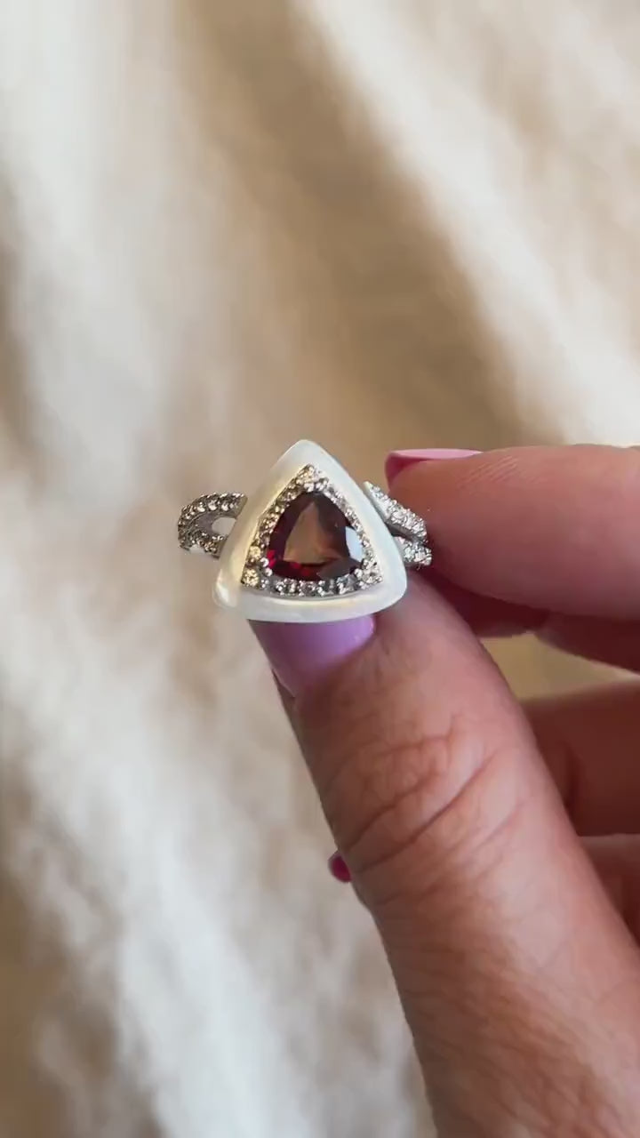 Vintage Garnet Ring Sterling Silver, Triangle Statement Ring, Boho Mother of Pearl Jewelry
