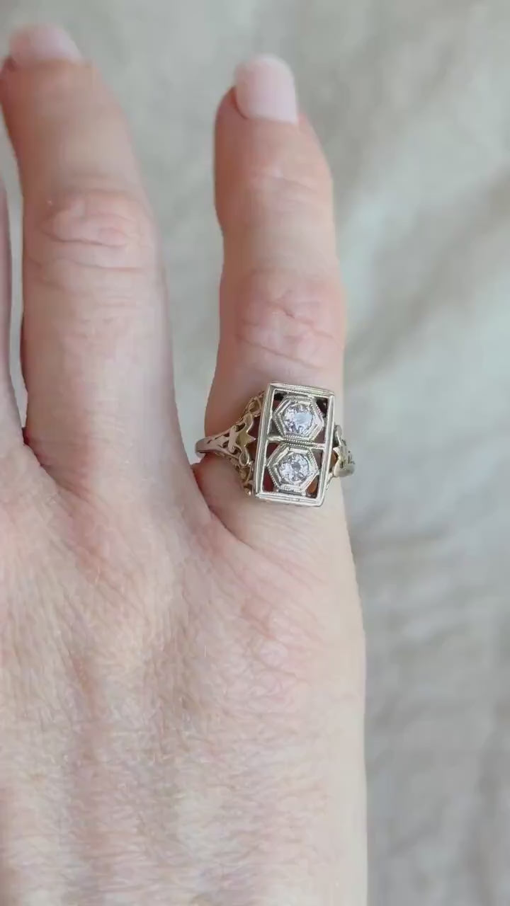 Antique 1900s Art Deco Diamond Engagement Ring