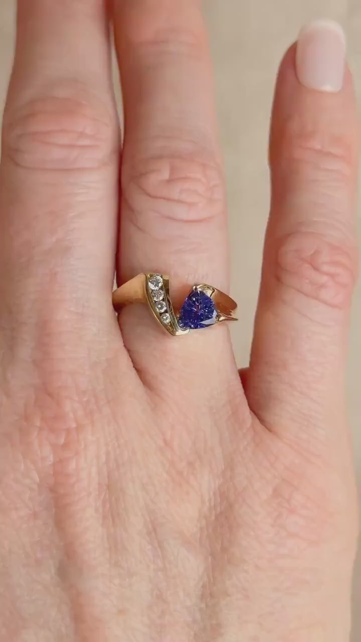 Vintage 1990s Tanzanite & Diamond Trillion Ring in 14k Gold