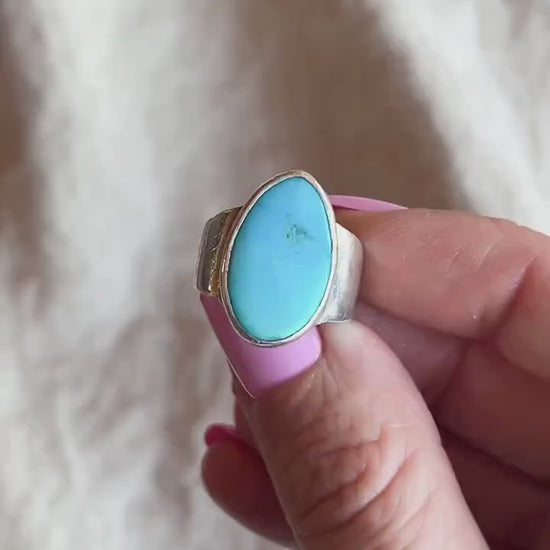 Vintage Turquoise Gemstone Ring in Sterling Silver