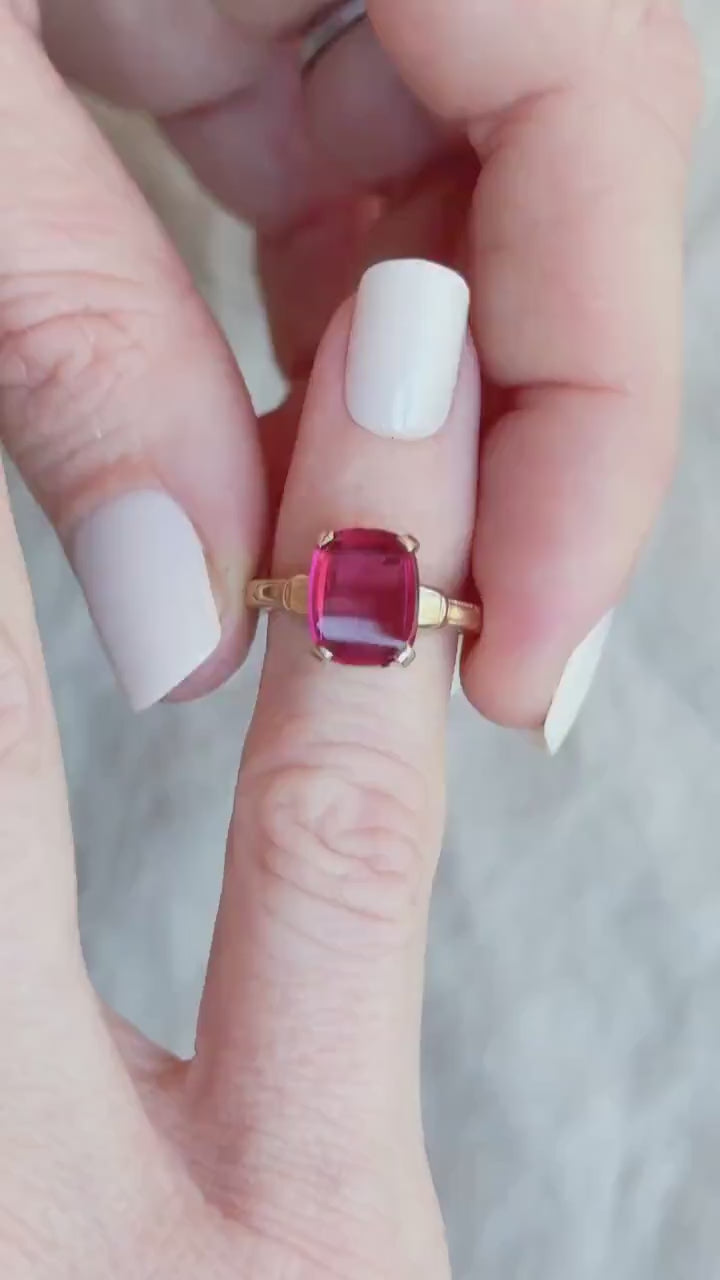 Vintage Art Deco Ruby Ring in 10k Gold