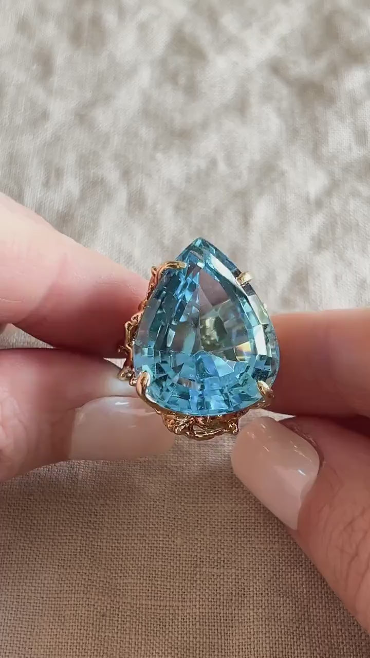 Vintage Blue Topaz Gemstone Ring in 14k Gold