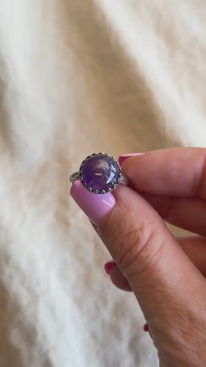 Vintage Amethyst Ring Sterling Silver, Round Cabochon Statement Ring, Boho Everyday Jewelry
