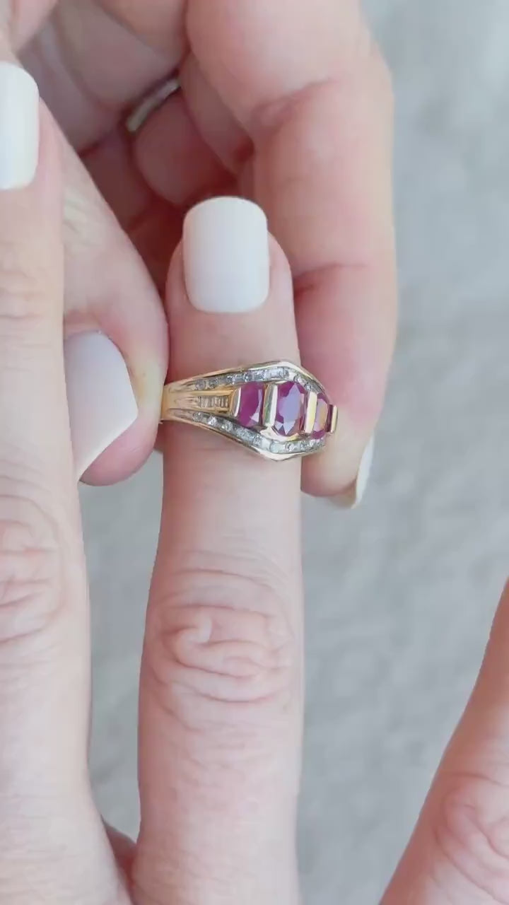 Vintage 1980s Three Stone Ruby Ring in 10k Gold