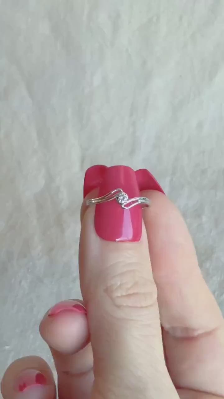 Vintage Diamond Engagement Ring, Round Cut, 18k White Gold, 1990s Swirl Solitaire Prong Setting