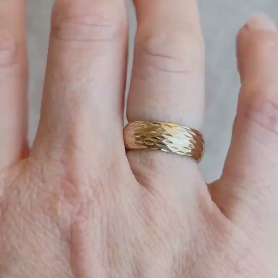 Vintage Textured Gold Wedding Band in 14k Gold