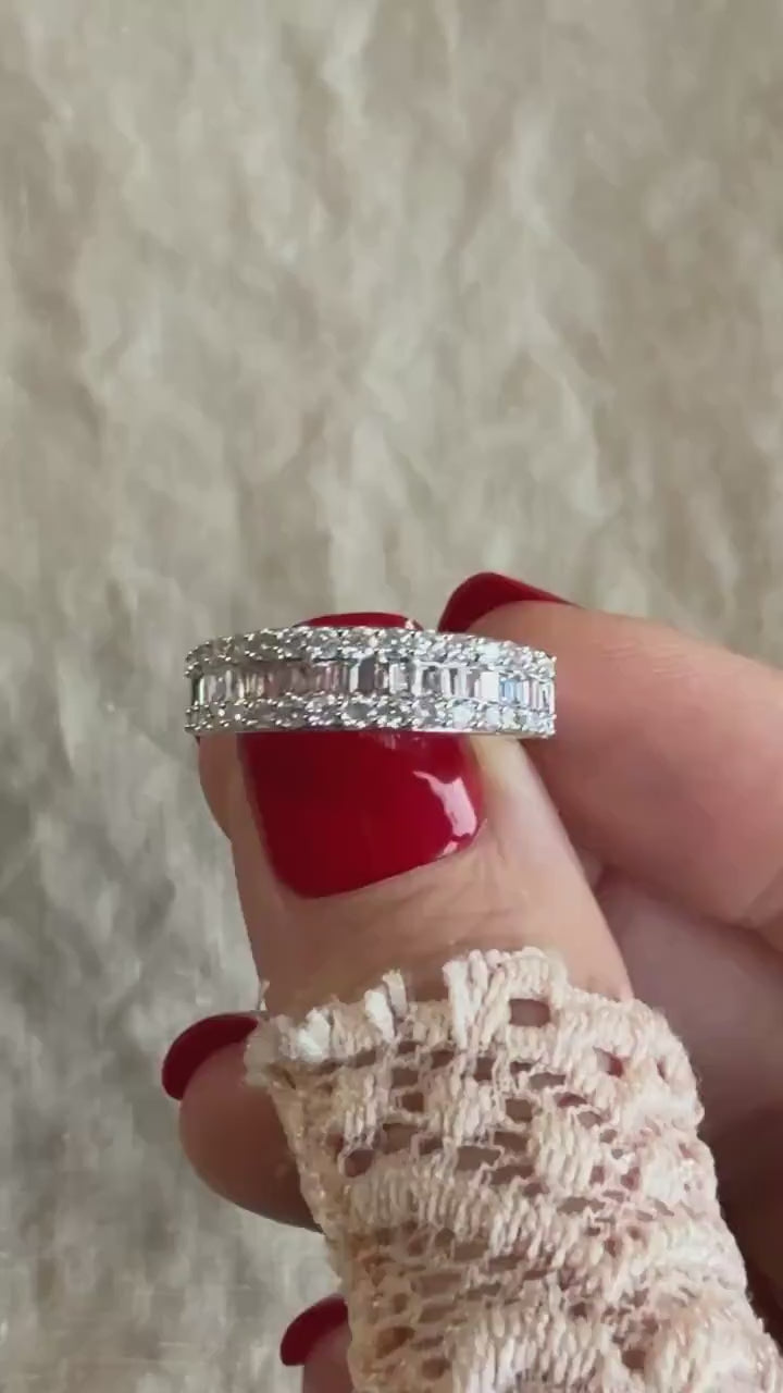 Vintage Diamond Wedding Band in 14k White Gold