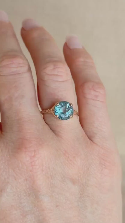Vintage 1970s Blue Topaz Gemstone Filigree Ring, 14k Gold