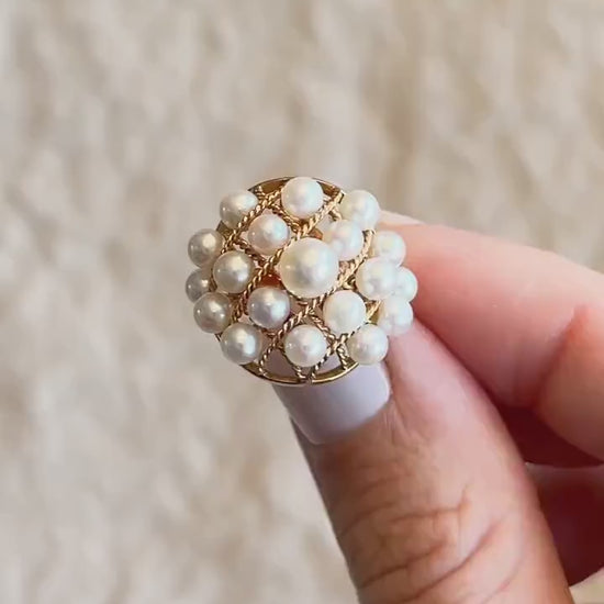 Vintage Cluster Akoya Pearl Ring in 18k Gold