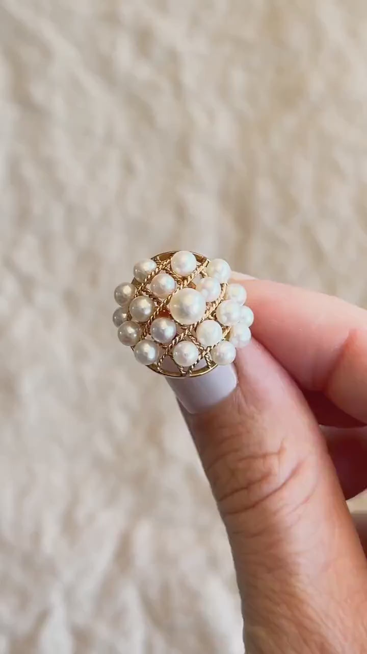 Vintage Cluster Akoya Pearl Ring in 18k Gold