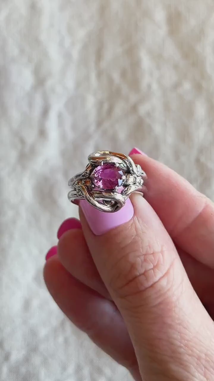 Vintage Handmade Purple Sapphire Ring in 14k White Gold