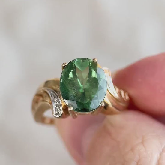 Vintage Green Topaz Ring in 10k Gold