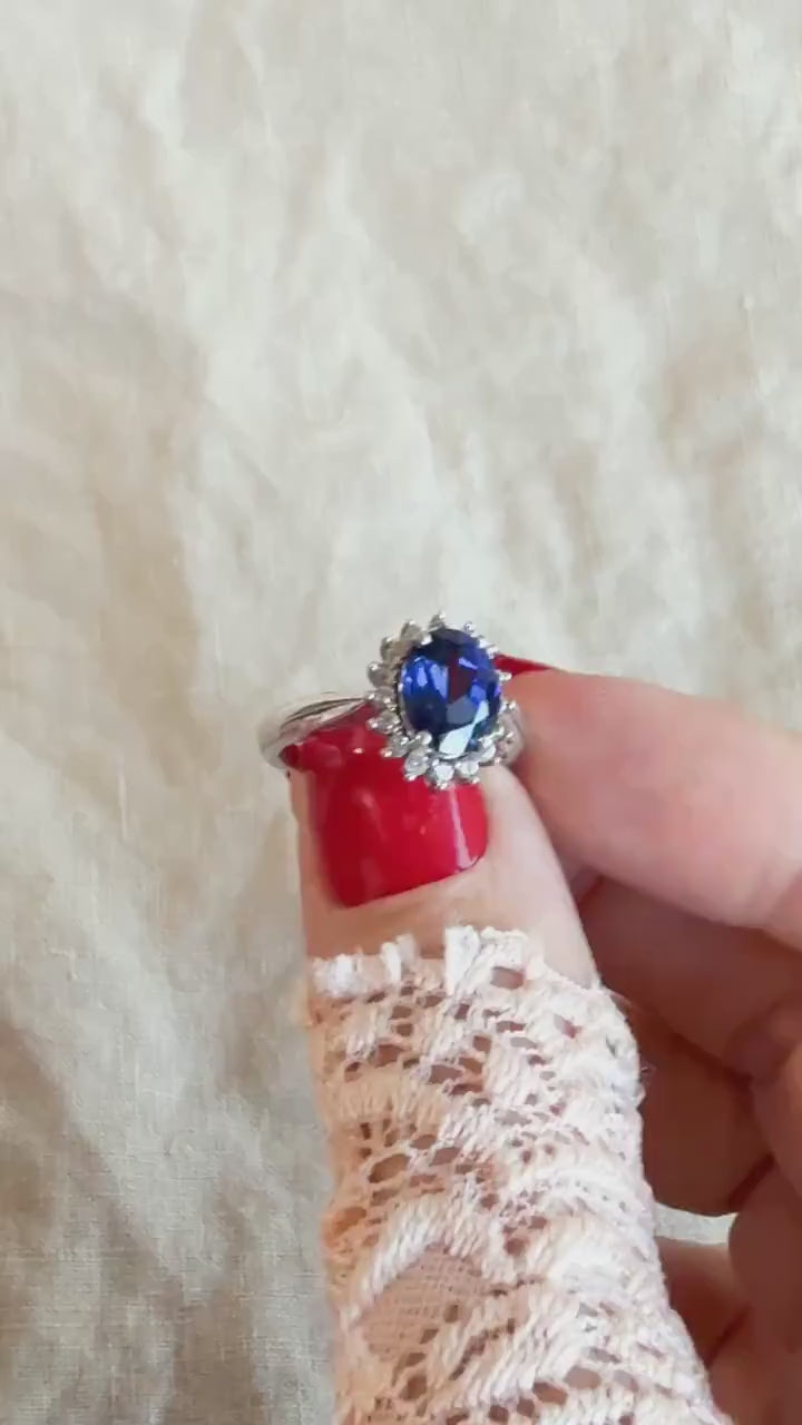 Vintage Sapphire Gemstone Ring in Sterling Silver