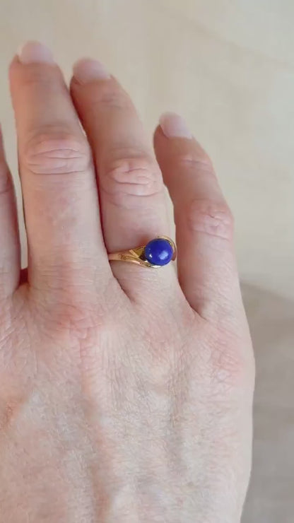 Vintage 1970s Lapis Lazuli Gemstone Ring in 14k Gold