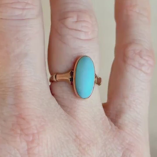 Vintage 1950s Blue Turquoise Gemstone Ring in 14k Gold