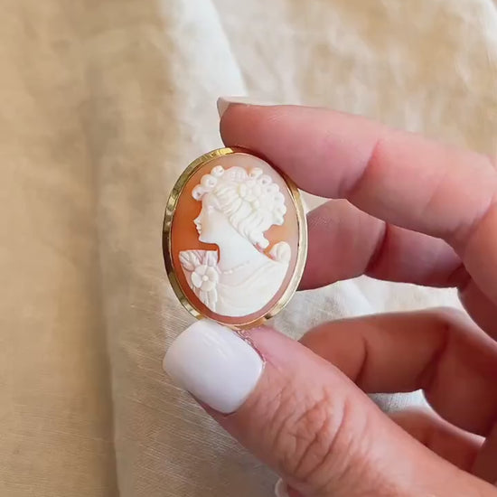 Vintage Cameo Brooch Pin, 18k Gold, Oval Female Portrait, Collectible 1940s Jewelry