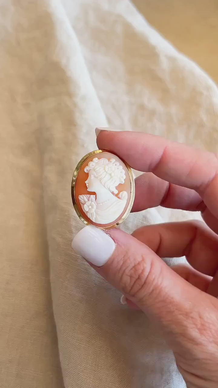 Vintage Cameo Brooch Pin, 18k Gold, Oval Female Portrait, Collectible 1940s Jewelry
