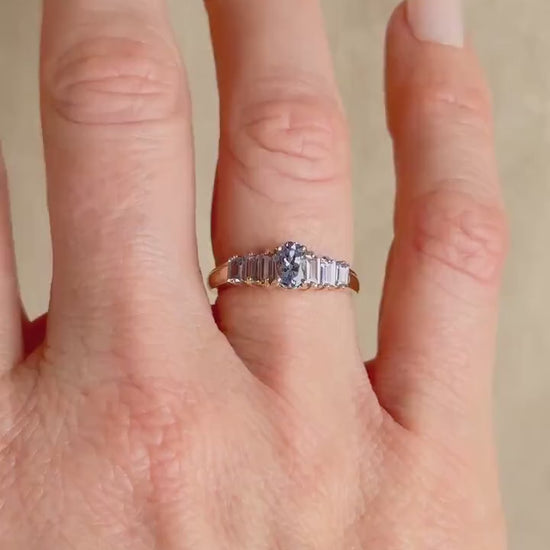 Vintage 1990s Tanzanite Gemstone Ring in 10k Gold