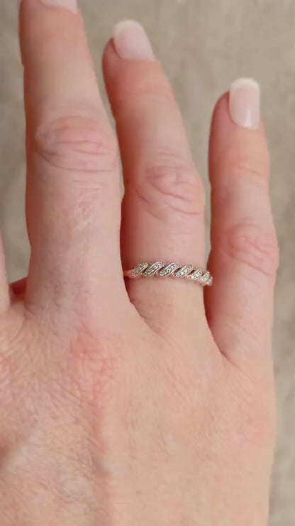 Vintage 2000s Rose Gold Diamond Wedding Band: 14k Retro Minimalist Heirloom Ring for Women