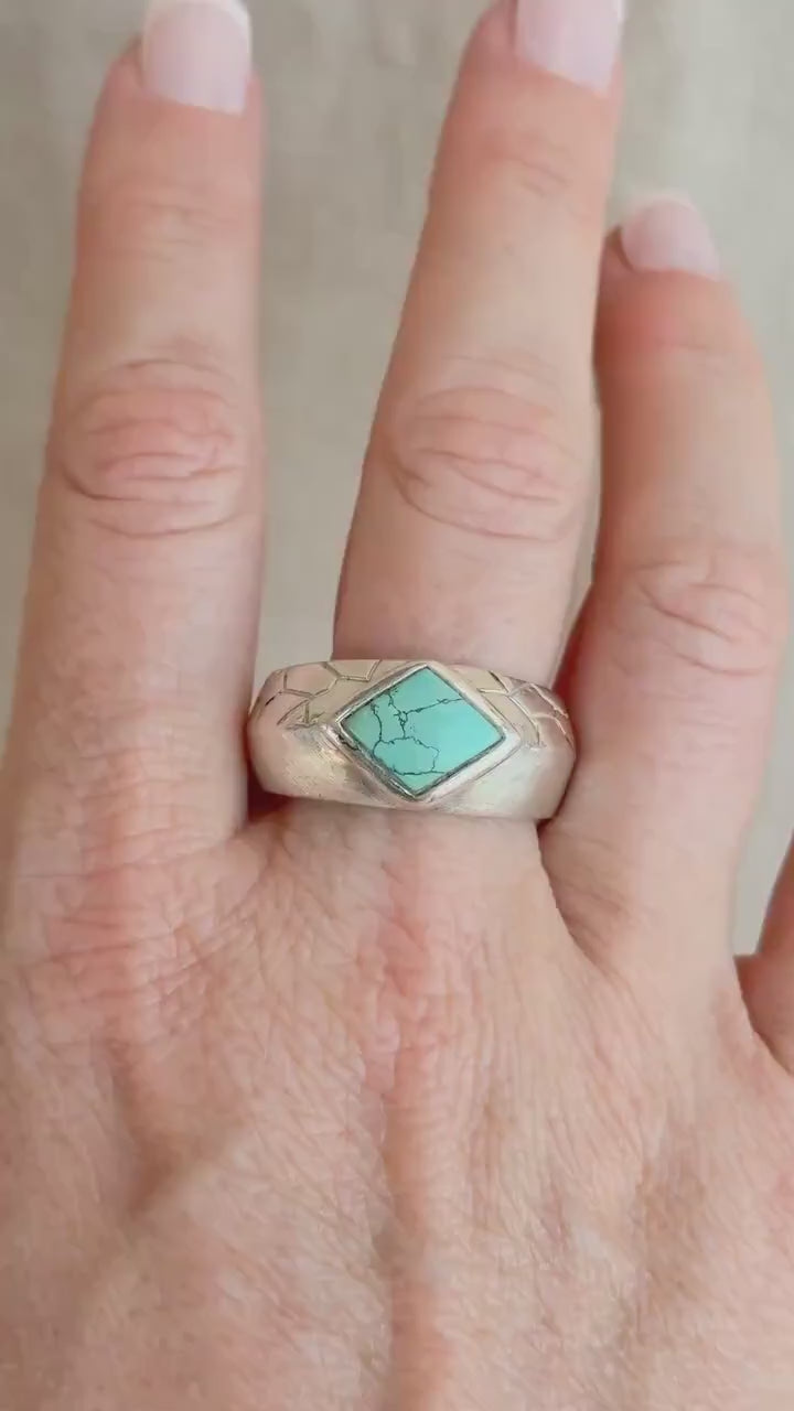 Vintage Turquoise Ring Sterling Silver, Diamond Shaped Bezel Statement Ring, Boho Everyday Jewelry