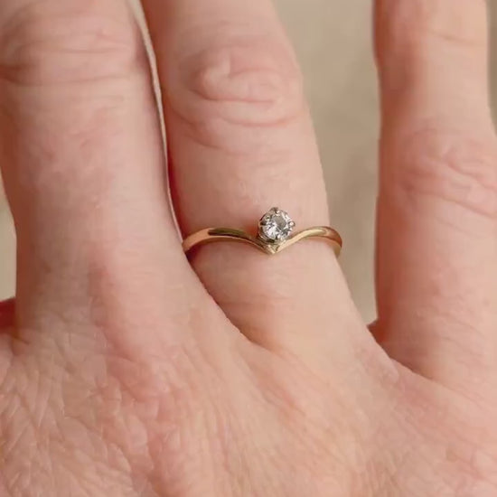 Antique Diamond Engagement Ring, Round Cut, 14k Gold, 1920s Solitaire Chevron Bridal Ring