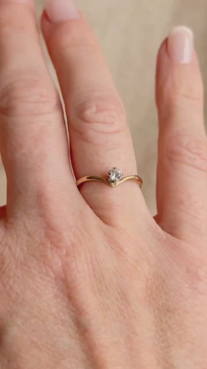 Antique Diamond Engagement Ring, Round Cut, 14k Gold, 1920s Solitaire Chevron Bridal Ring