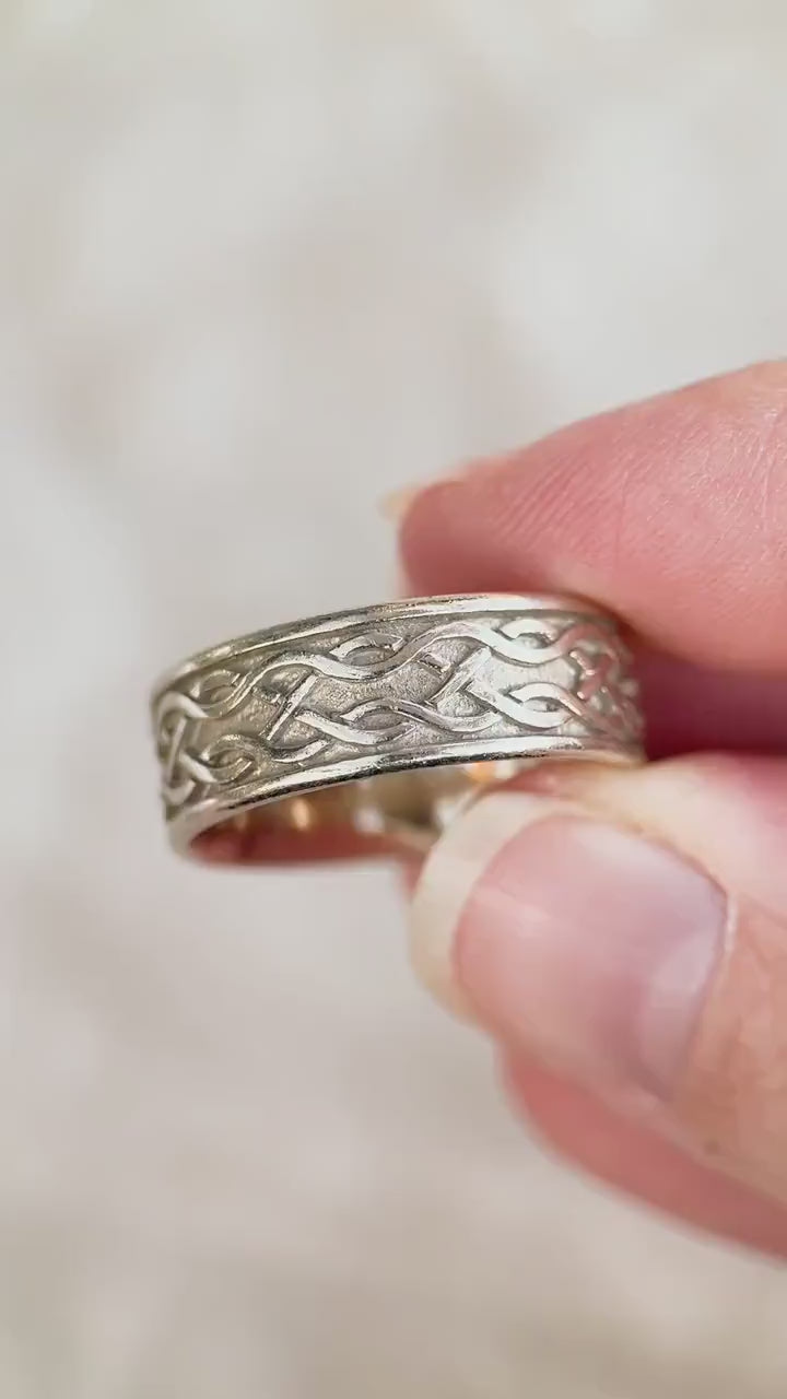 Vintage Mens Celtic Knot Wedding Band in 14k White Gold