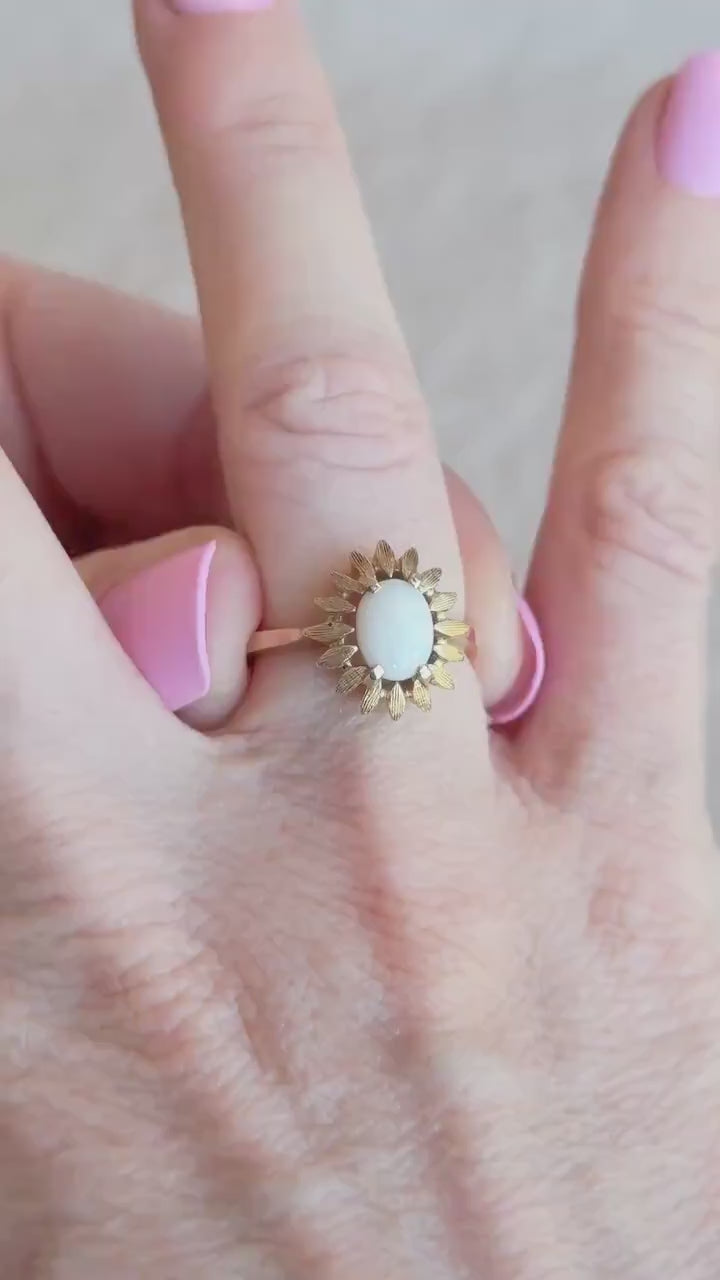 Vintage Opal Floral Ring in 14k Gold