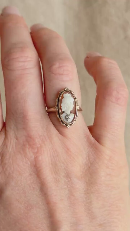 Antique 1920s Cameo Ring in 10k Gold